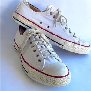 Men’s converse chucks size 9